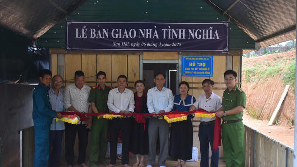 Lễ khánh thành nhà ở cho Người có công tại xã Sơn Hải.