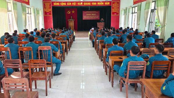 BAN CHQS CÁC XÃ SƠN HÀ, SƠN HẠ, SƠN LINH VÀ SƠN THUỶ TỔ CHỨC HUẤN LUYỆN DÂN QUÂN TẠI CHỖ, DÂN QUÂN CƠ ĐỘNG NĂM 2026