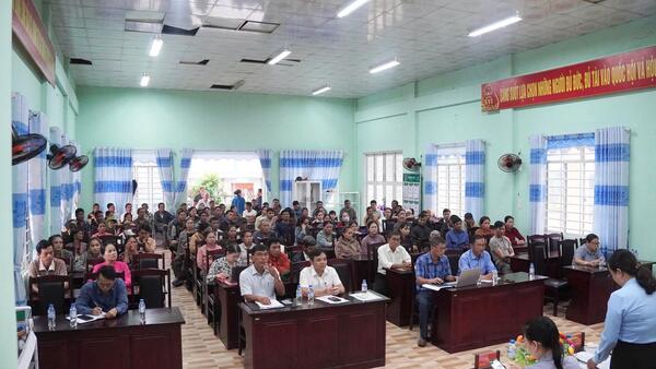 ĐẠI BIỂU HĐND XÃ SƠN HÀ TIẾP XÚC CỬ TRI THÔN NƯỚC TĂM VÀ GÒ RĂNG